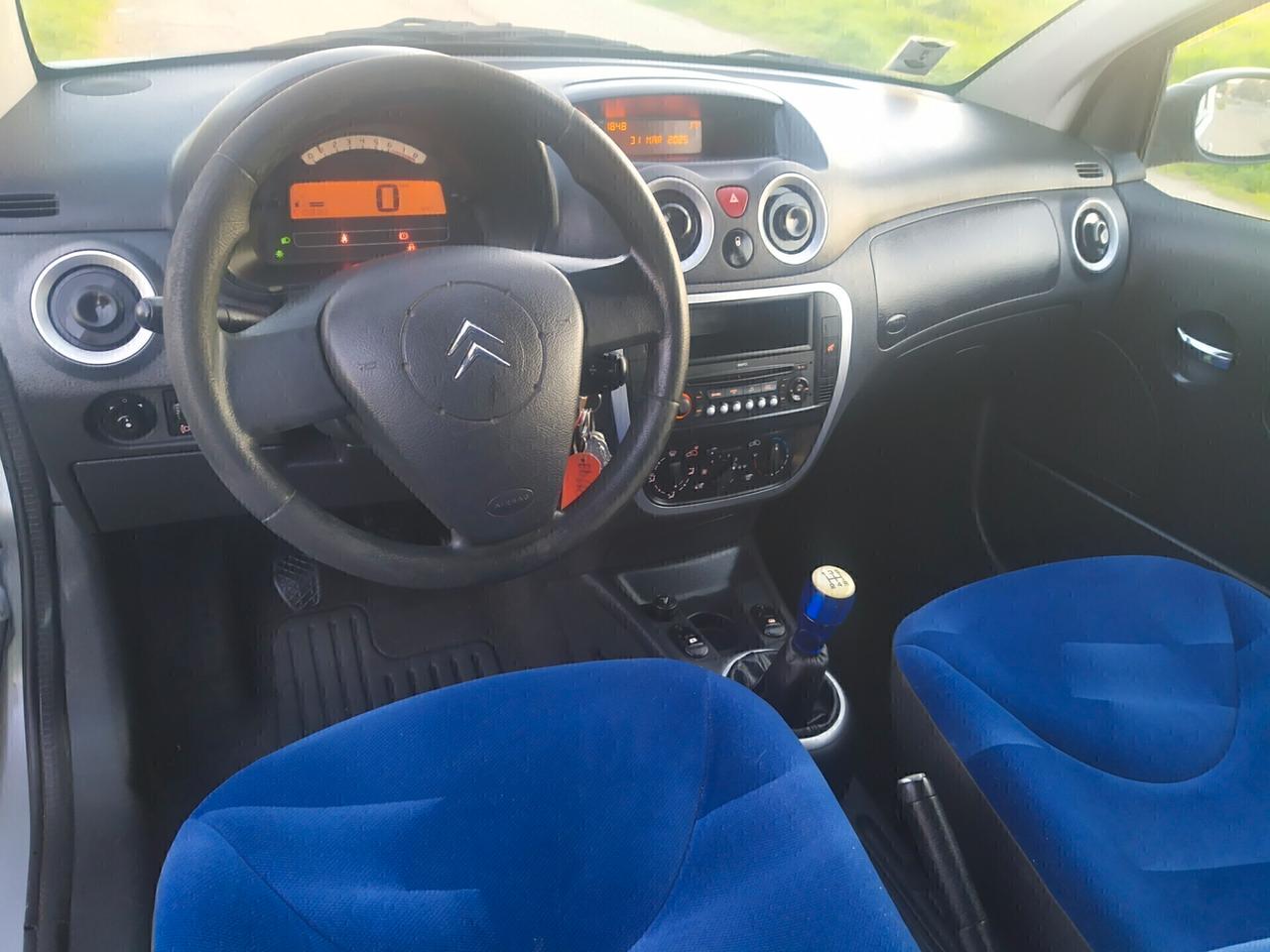 Citroen C2 1.1 Exclusive 1 Propr. Neop. Distrib. Ok