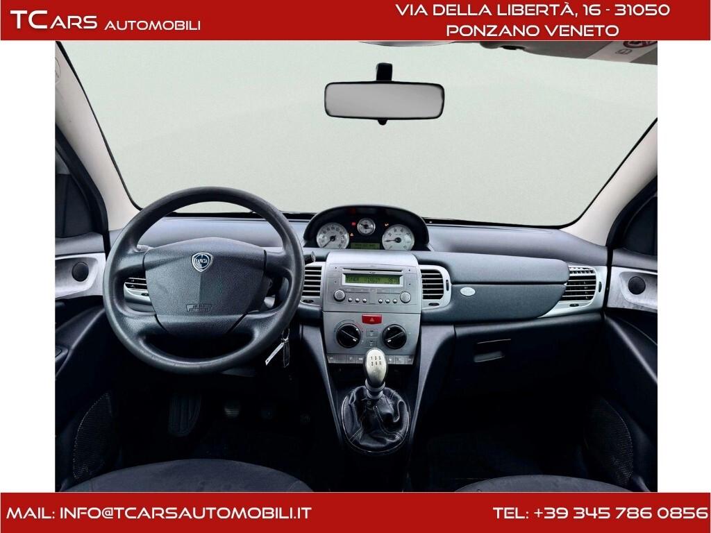 LANCIA YPSILON 1.2 BENZINA - NAEOPATENTE