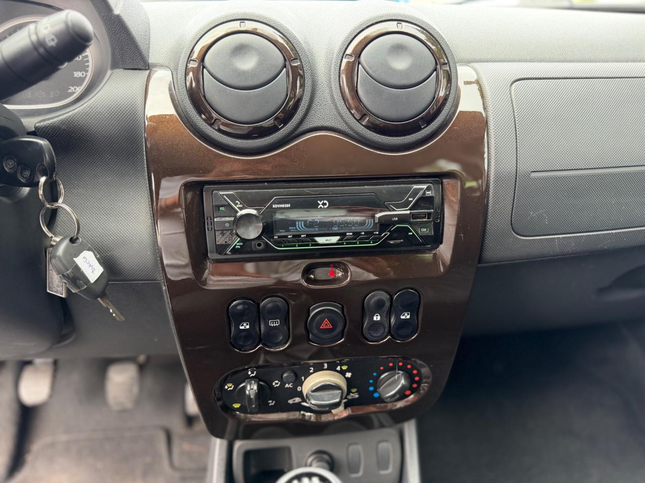 Dacia Duster 1.6 110CV 4x2 Lauréate NEOPATENTATI