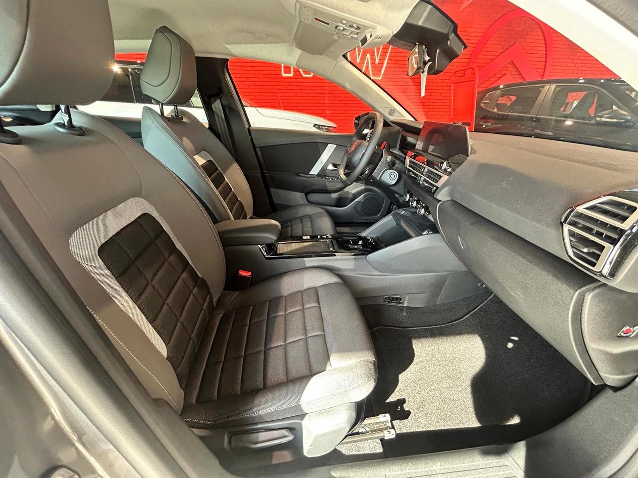 Citroen C4 Hybrid 145 e-DCS6 Plus