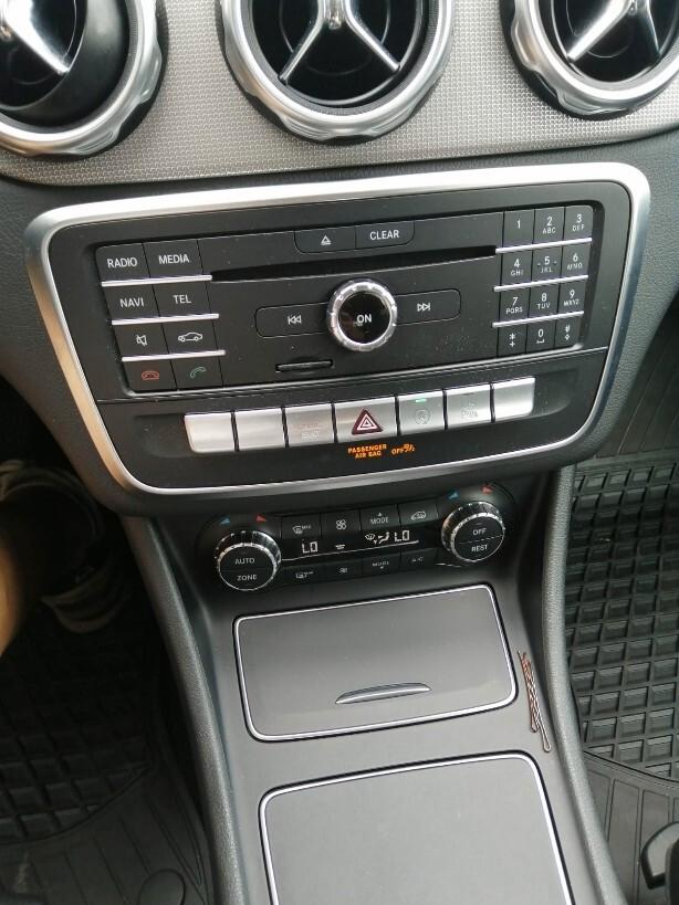 Mercedes-benz GLA 200 d Automatic Premium NIGHT EDITION