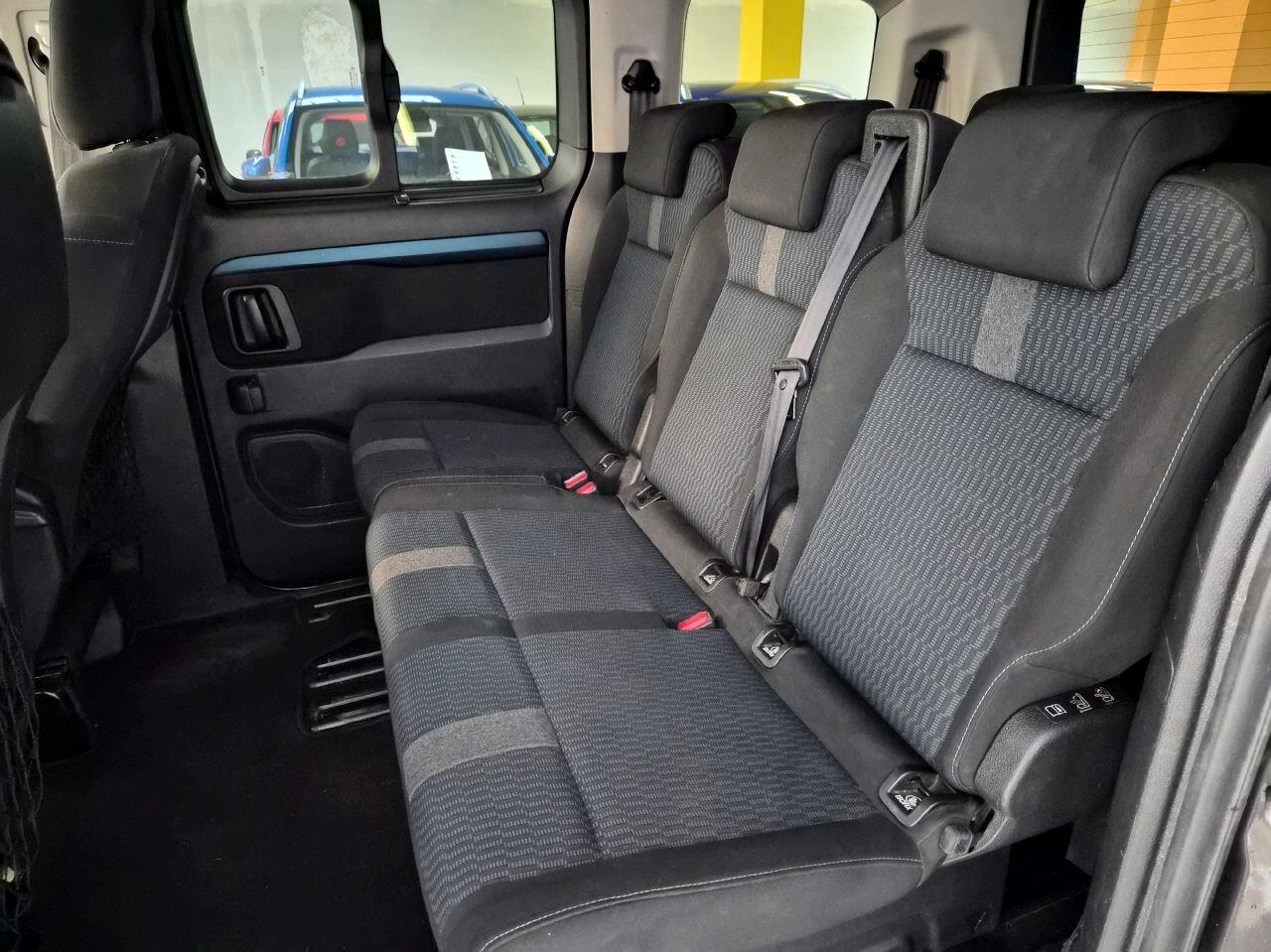 Peugeot Expert 8 POSTI BlueHDi Full Optional