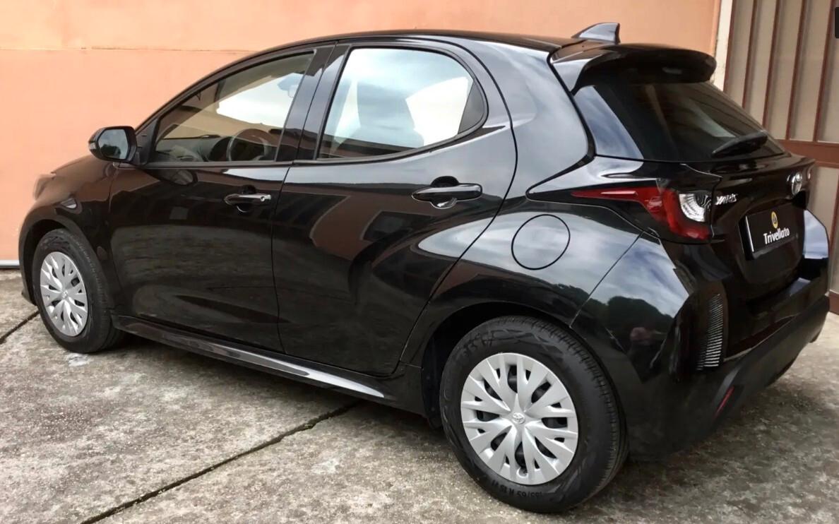 Toyota Yaris 1.5 Hybrid 5 porte Business