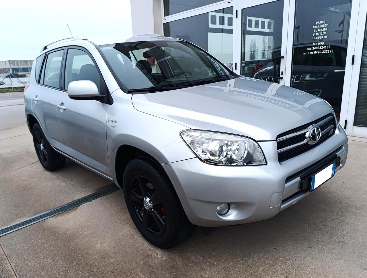 Toyota RAV 4 RAV4 2.2 D-4D 136 CV Sol