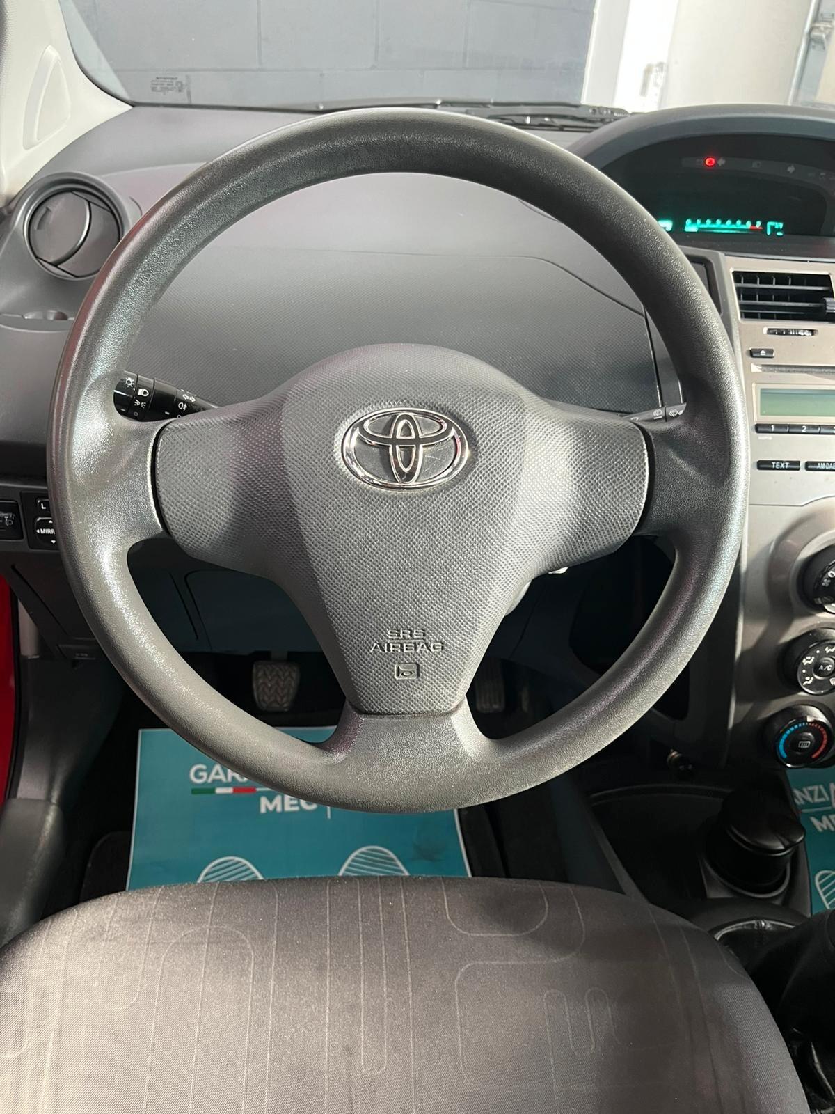 Toyota Yaris CARROZZERIA IMMACOLATA