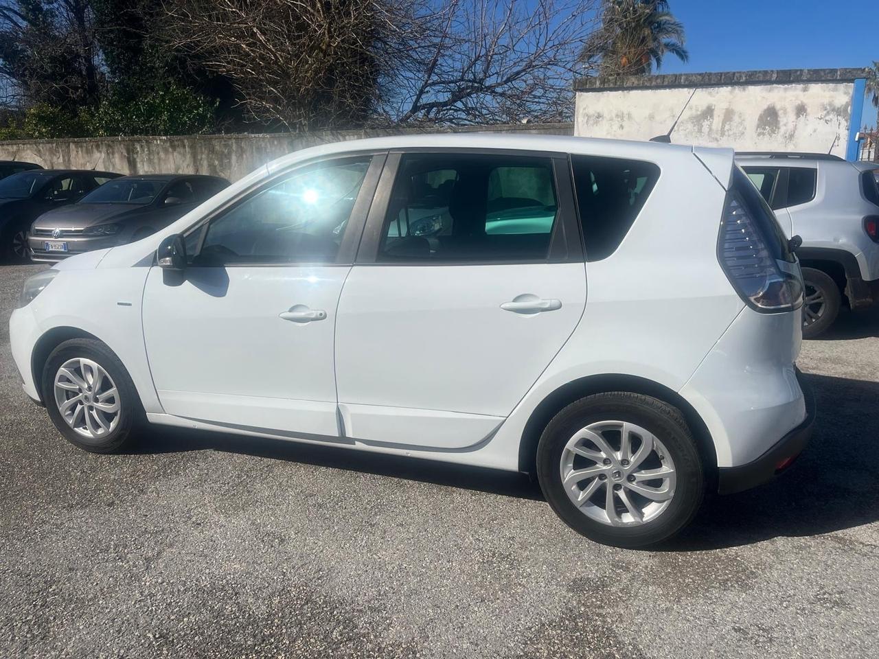 Renault scenic-c-mode-1.5 dci-full-2014