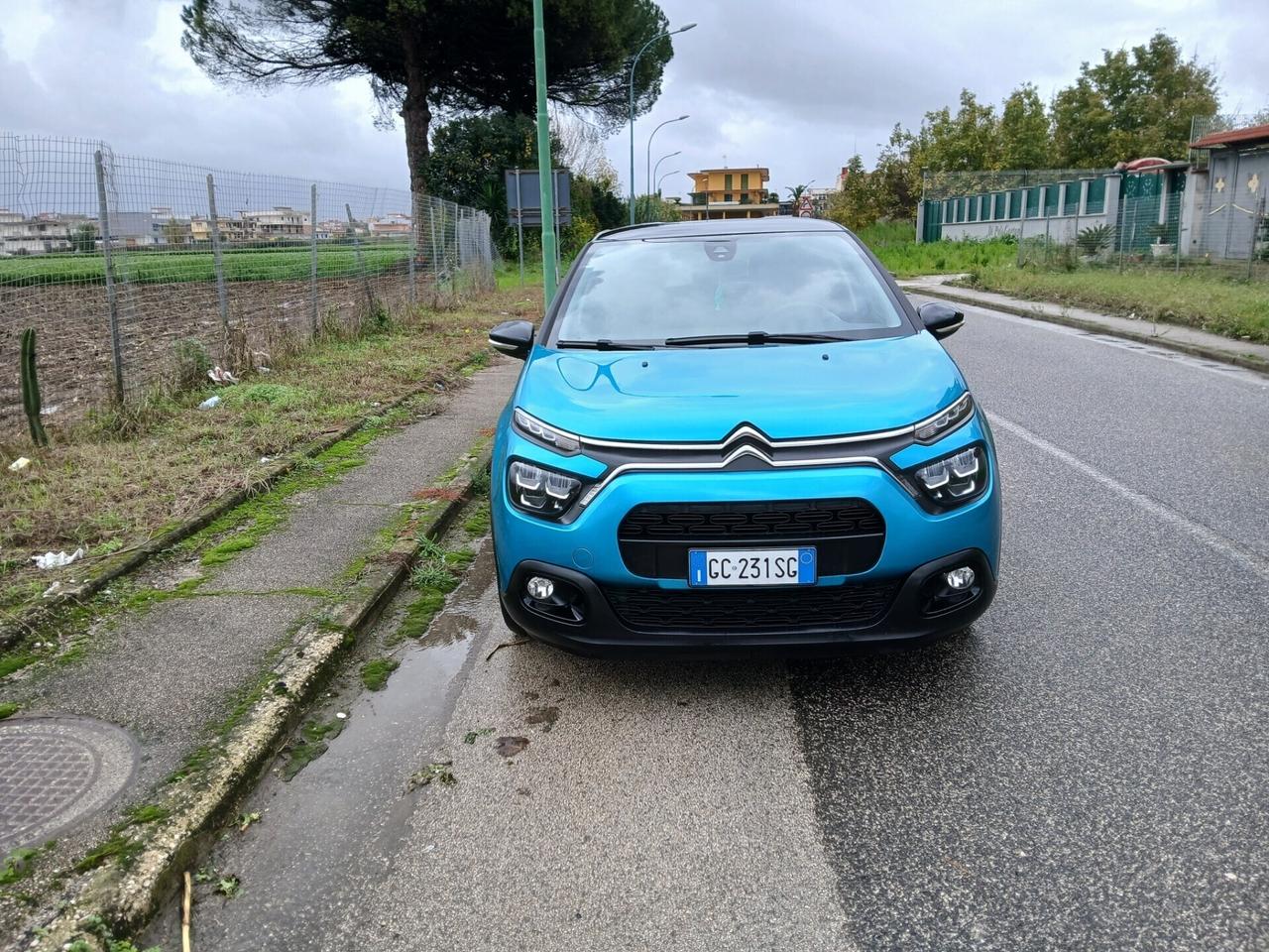 Citroen C3 PureTech 83 Shine Pack PARI AL NUOVO