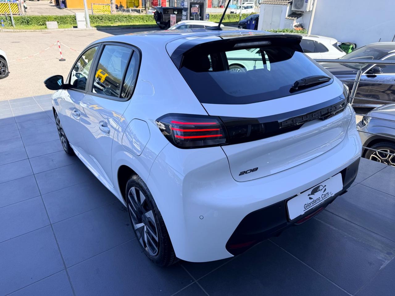 Peugeot 208 PureTech 100 Stop&Start 5 porte Allure