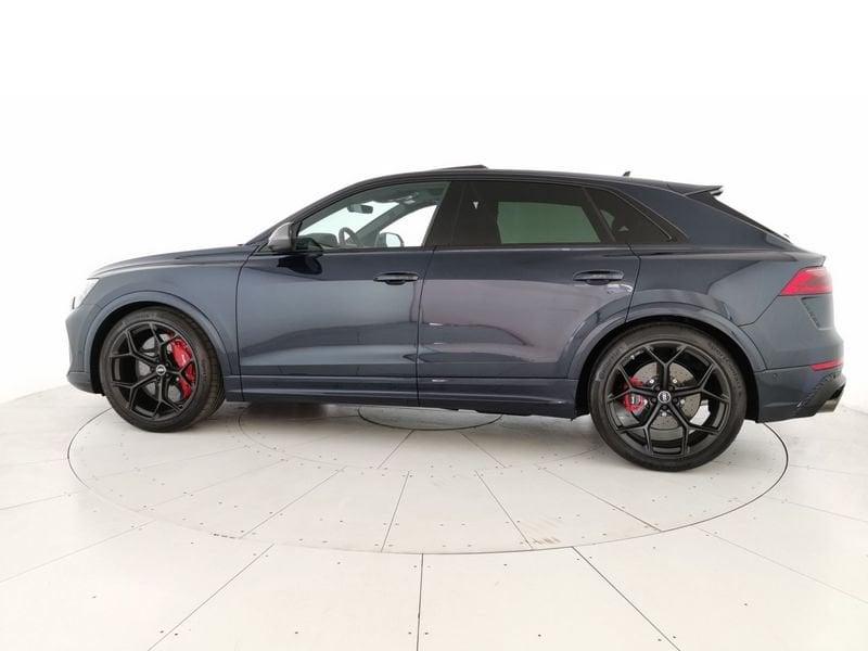 Audi Q8 RS 4.0 mhev 48V performance 640cv tiptronic