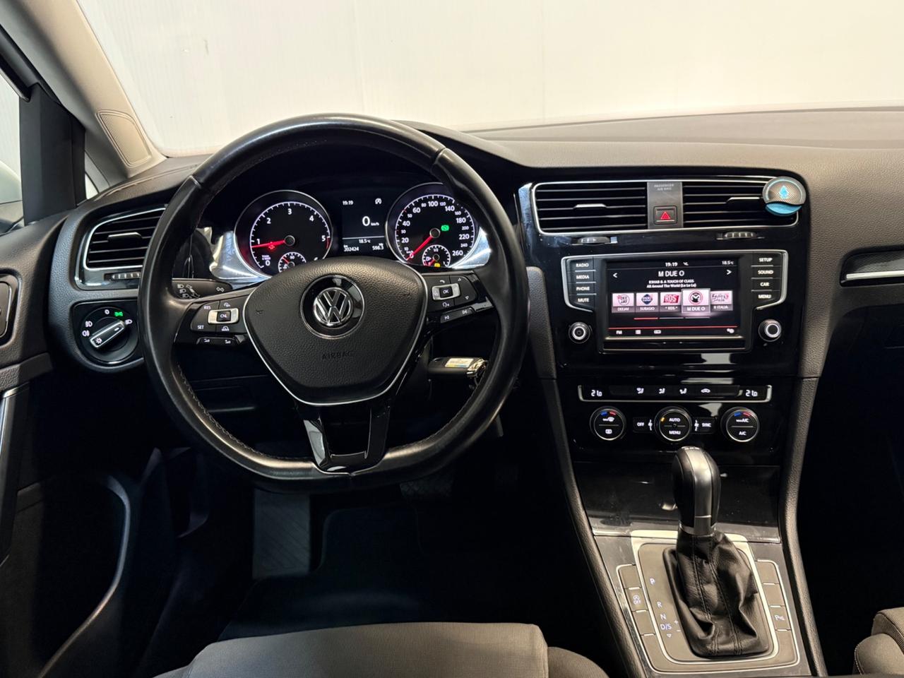 Volkswagen Golf 1.6 TDI 110 CV DSG 5p. Business BlueMotion Technology