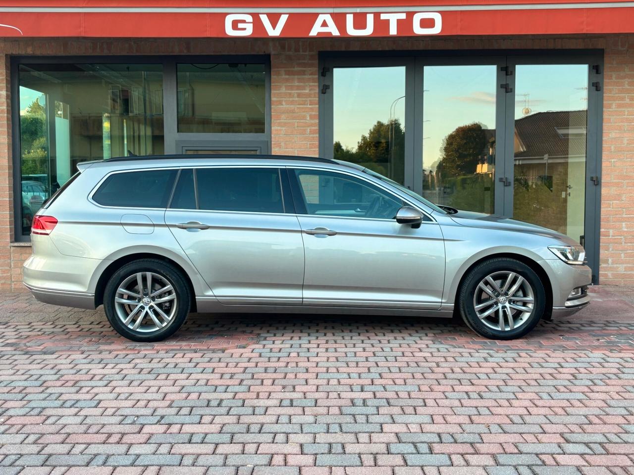 Volkswagen Passat Variant 1.6 dsg