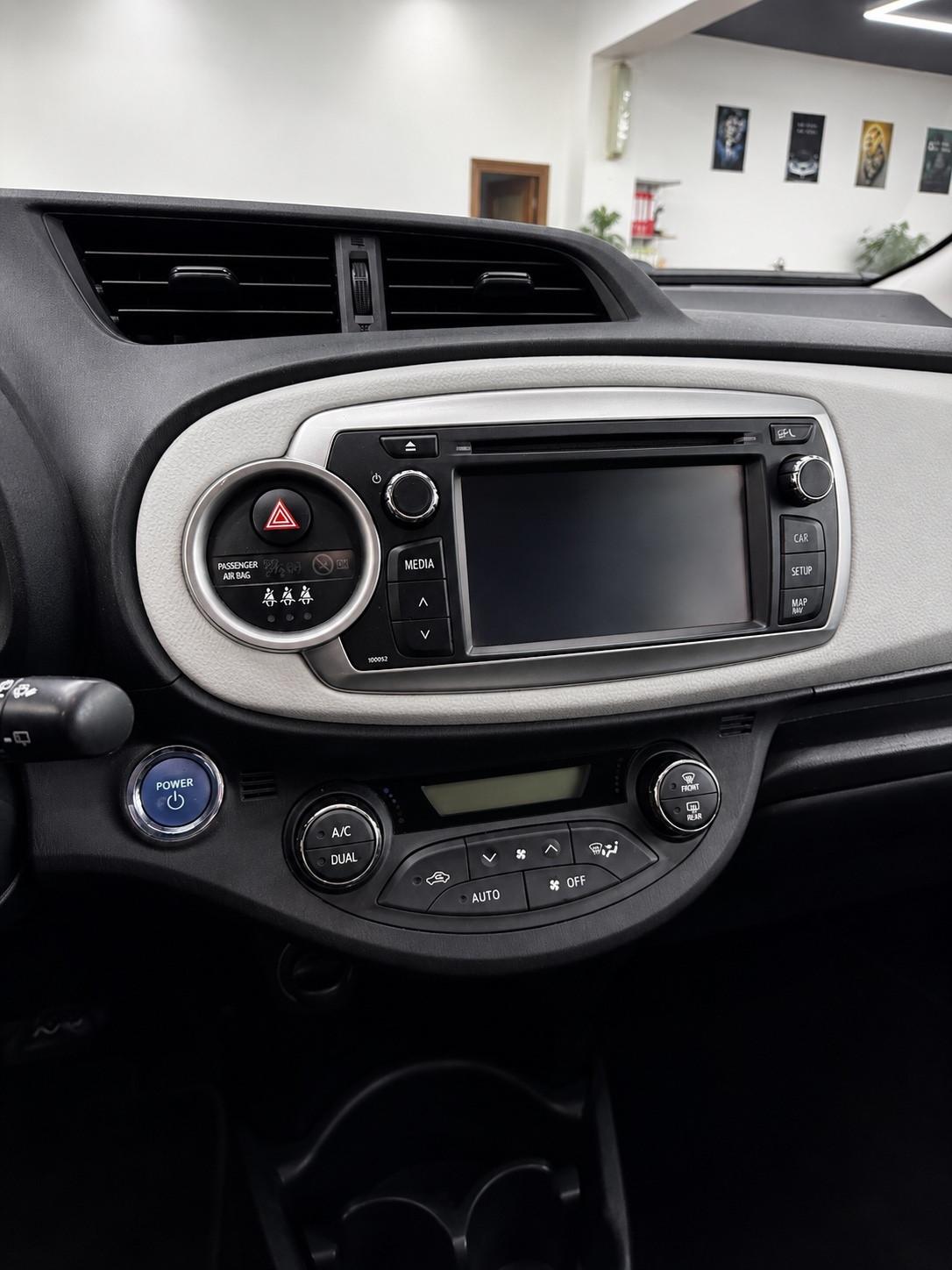 Toyota Yaris 1.5 Hybrid 5 porte Lounge