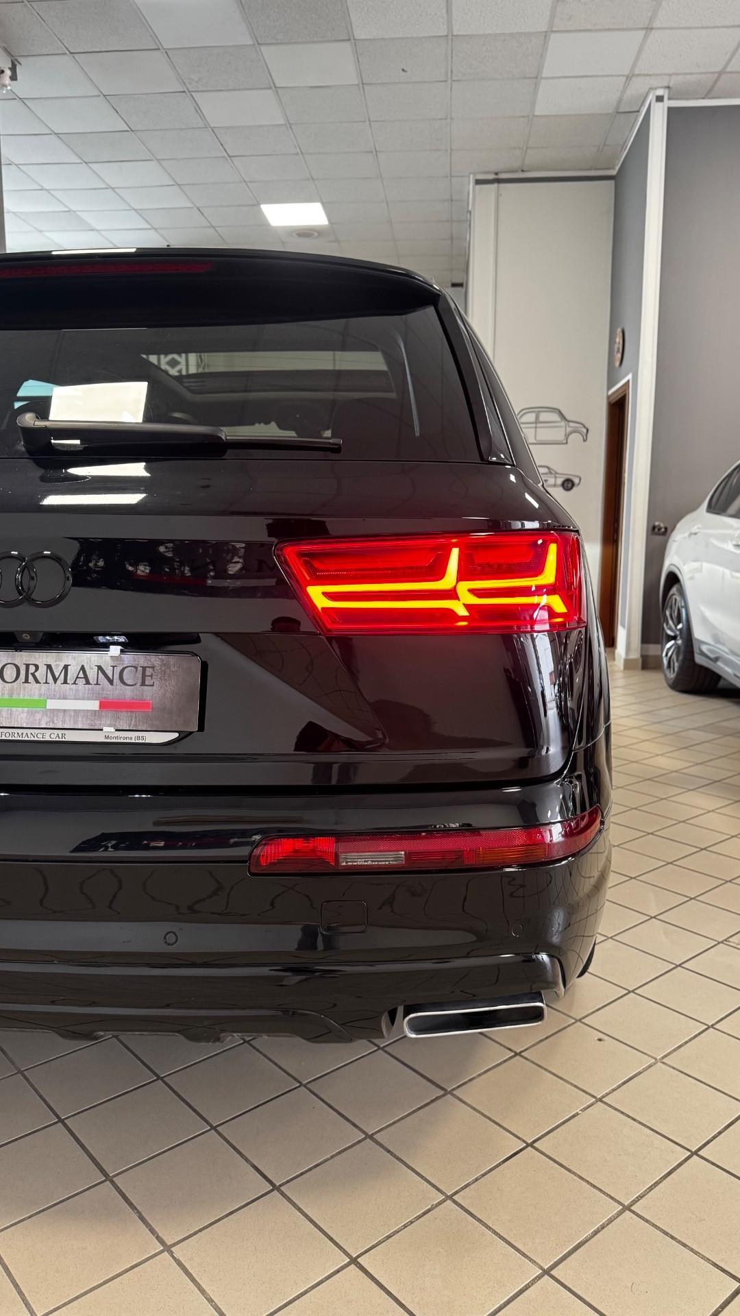 Audi Q7 3.0 TDI 218 CV ultra quattro tiptronic Business Plus