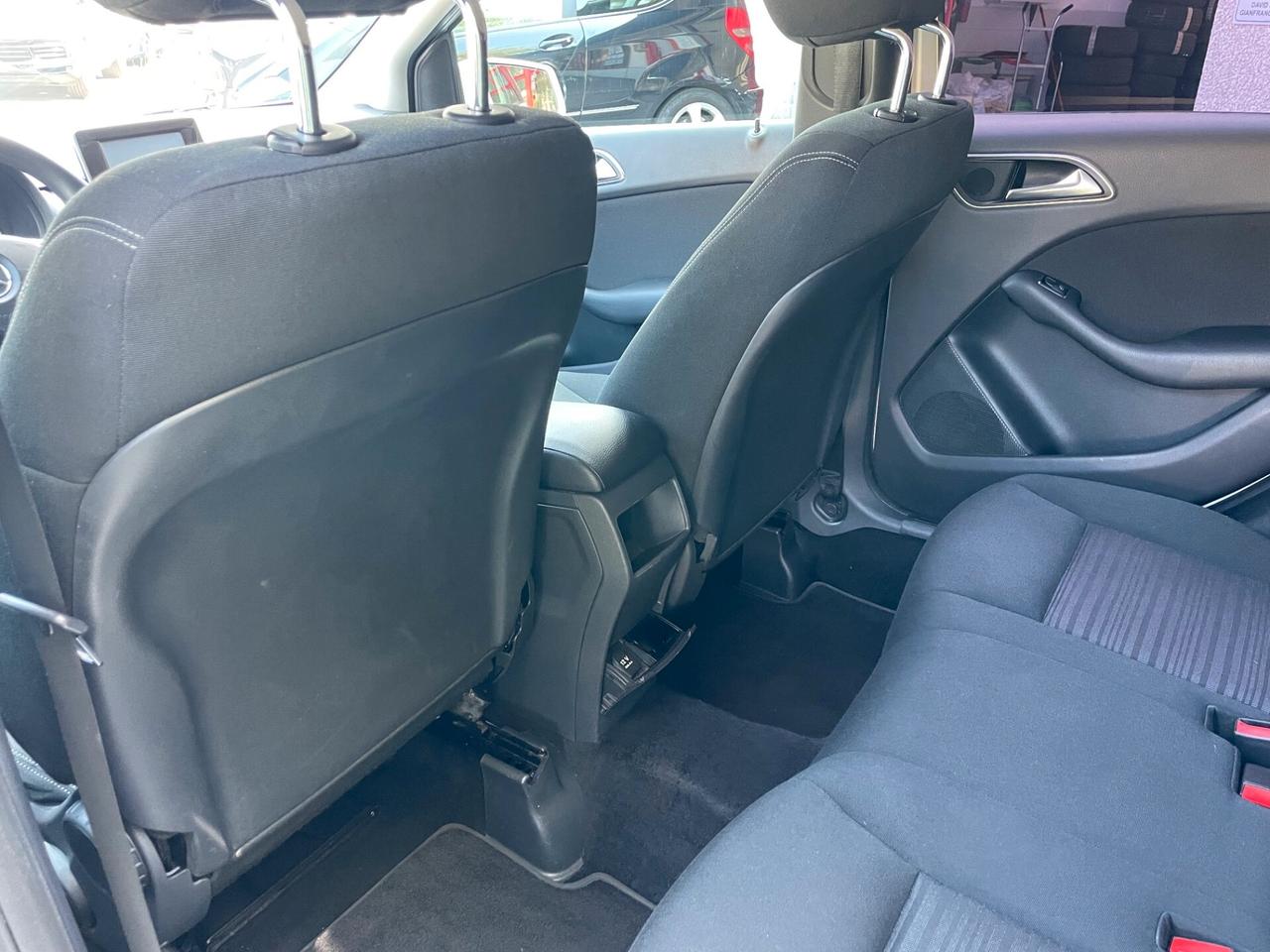 Mercedes-benz B 180 Classe D Premium autom.