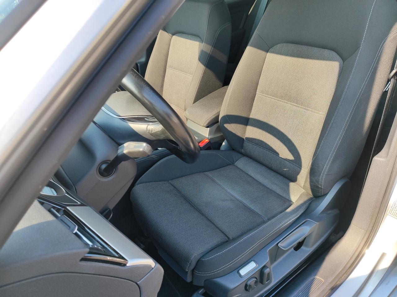 Volkswagen Passat Variant Businessline 1.6 TDI BlueMotion Technology