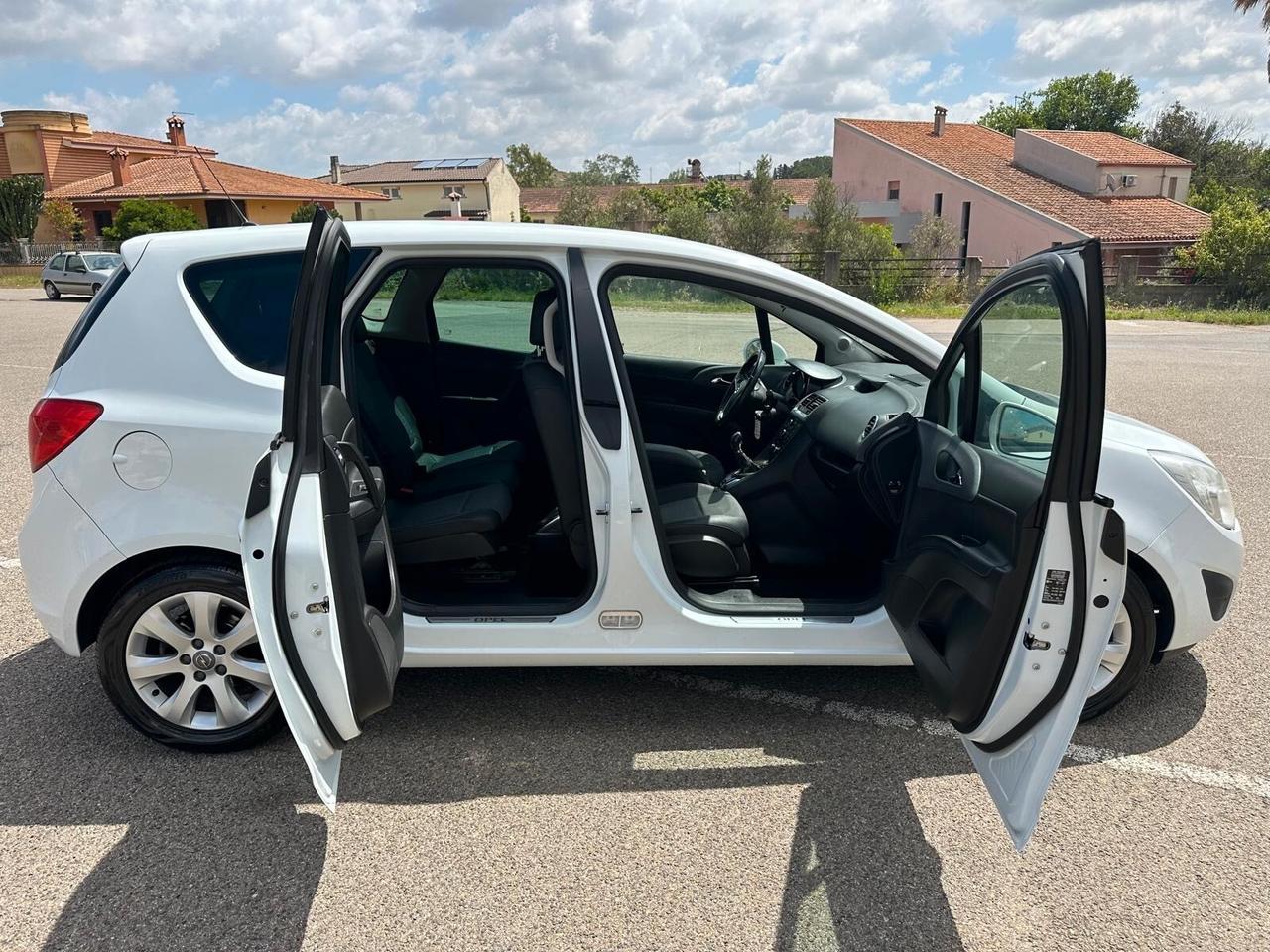 Opel Meriva 1.3 CDTI 95CV ecoFLEX Cosmo
