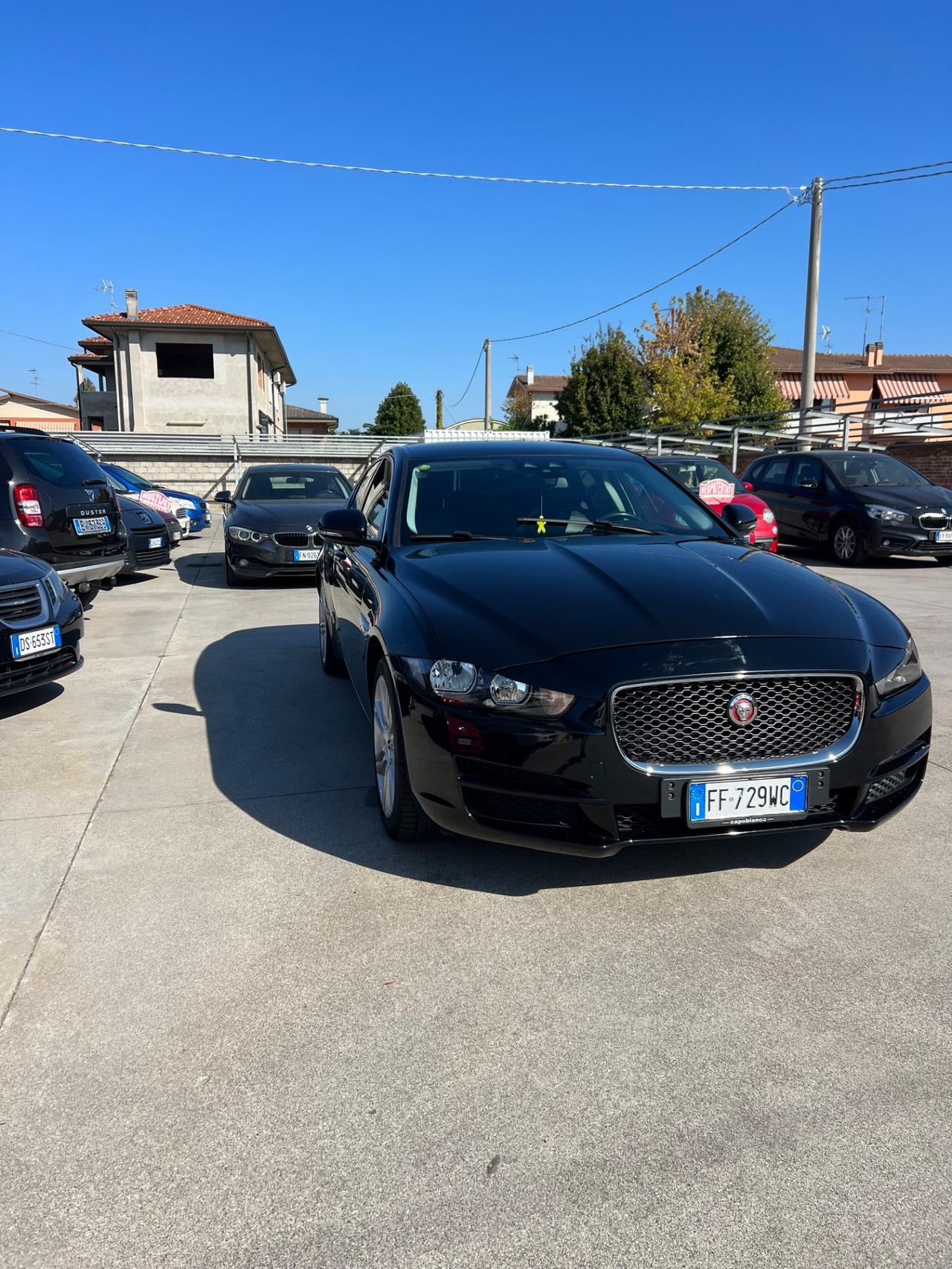 Jaguar XE 2.0 D Turbo 180CV Pure