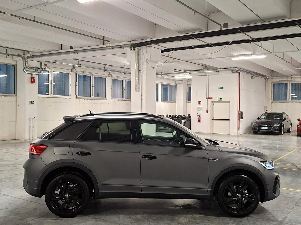 Volkswagen T-Roc 1.0 TSI 116CV R-Line Plus OPACA Km.0