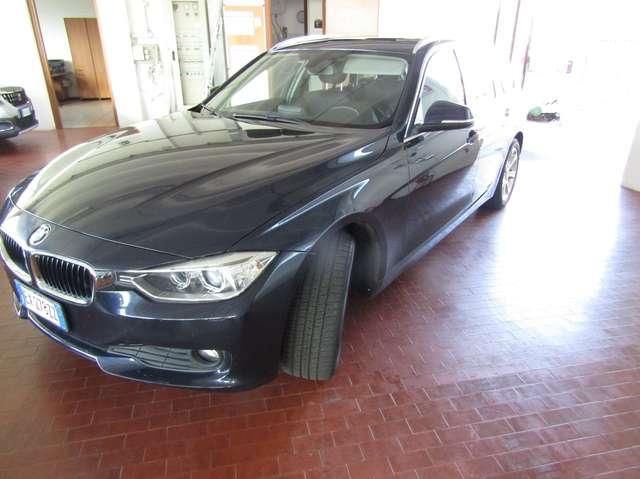 BMW 320 320d Touring xdrive Business auto