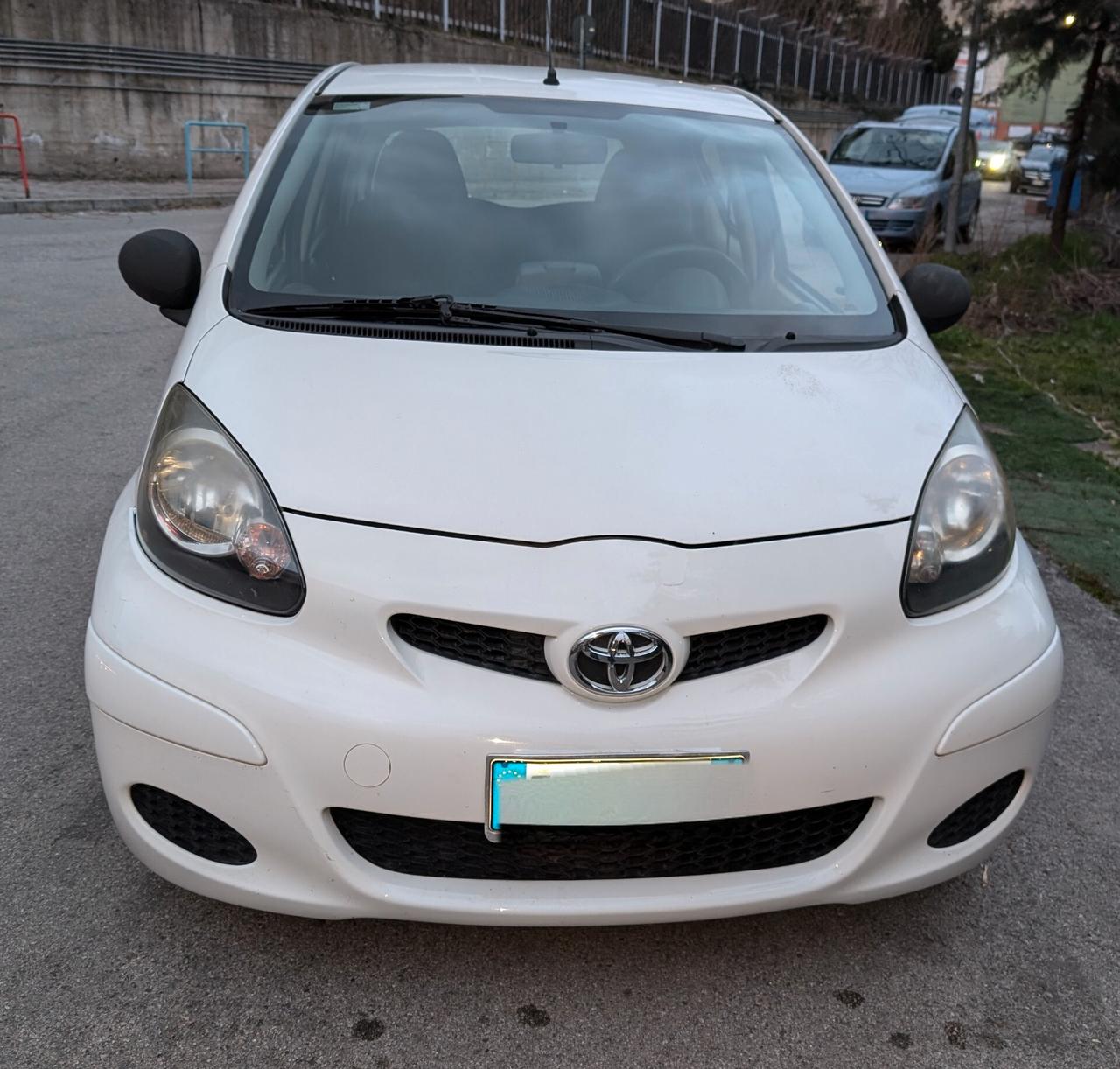 Toyota Aygo 1.0 12V VVT-i 5 porte Now Connect