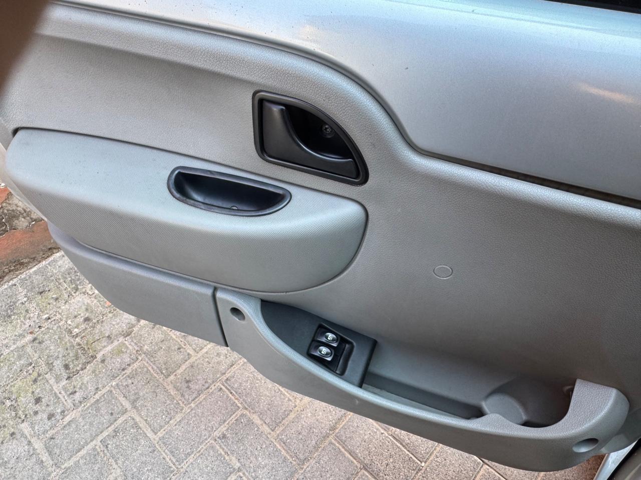 Renault Kangoo 1.5 Dci 70cv