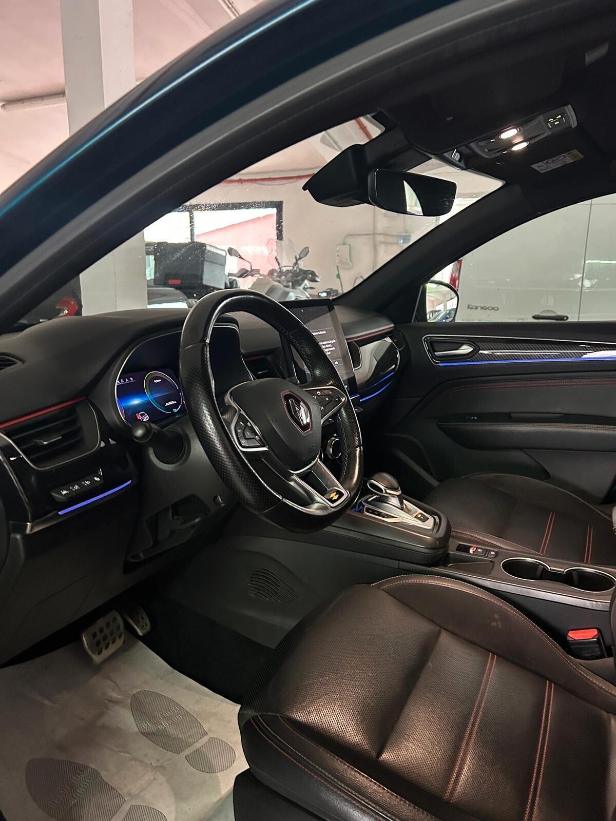 Renault Arkana Hybrid E-Tech 145 CV R.S. Line