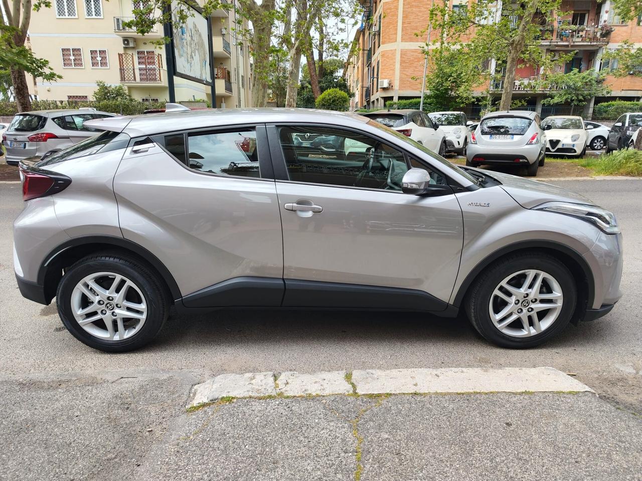 Toyota C-HR Hybrid Business NO OBBL. FINANZ.