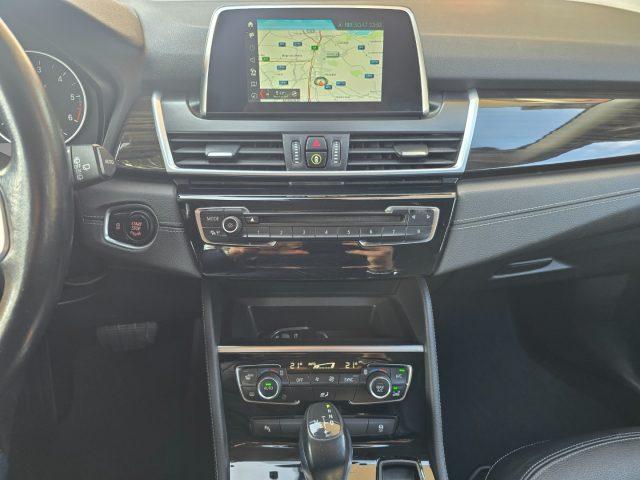 BMW 216 d Active Tourer Luxury Automatica Pelle Navi LED +