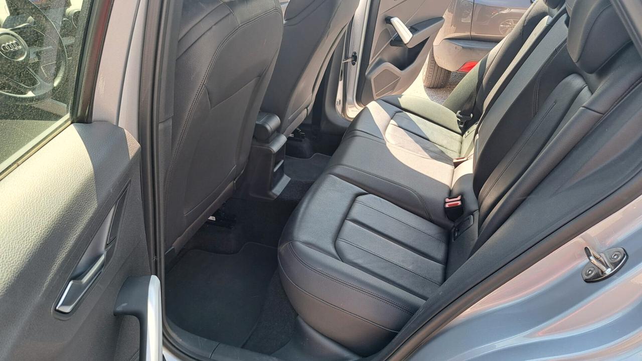 Audi Q2 35 TDI quattro S tronic Admired