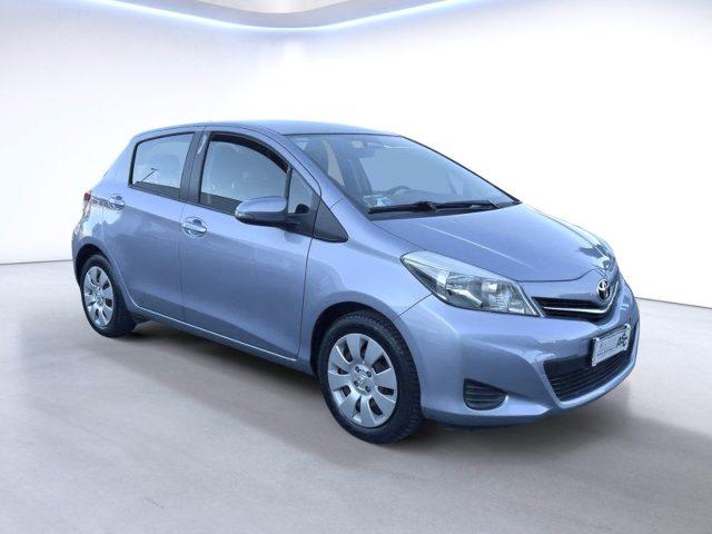TOYOTA Yaris 1.0 BENZ 69 CV 5 porte Lounge OK NEOPATENTATI