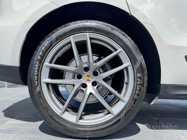 Porsche Macan 2.0 i 265cv colore gesso garanzia ap