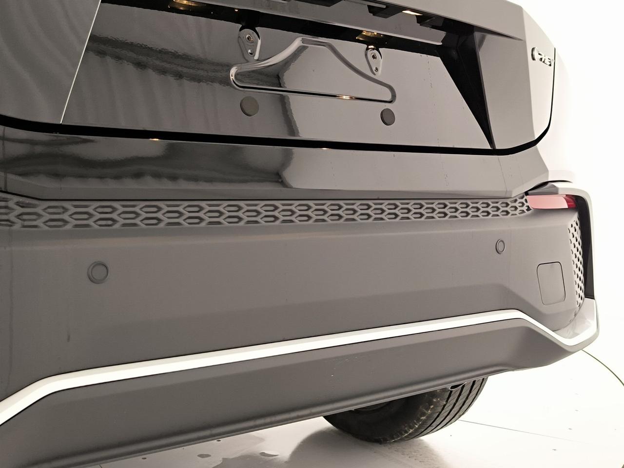 Toyota C-HR 2.0 phev lounge hero fwd e-cvt