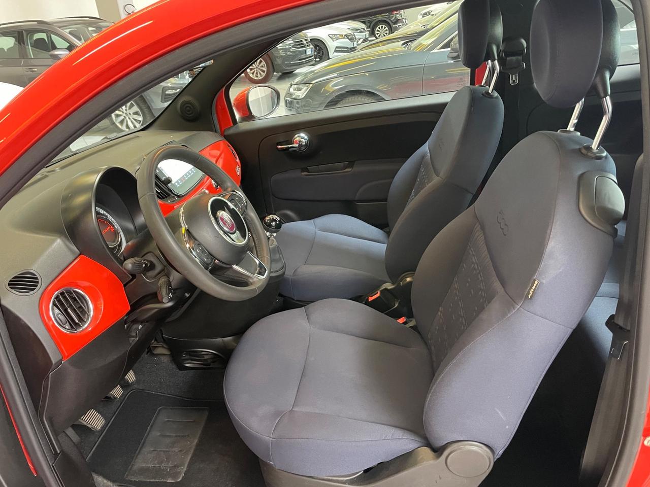 Fiat 500 1.0 Hybrid Cult Navy Sensori