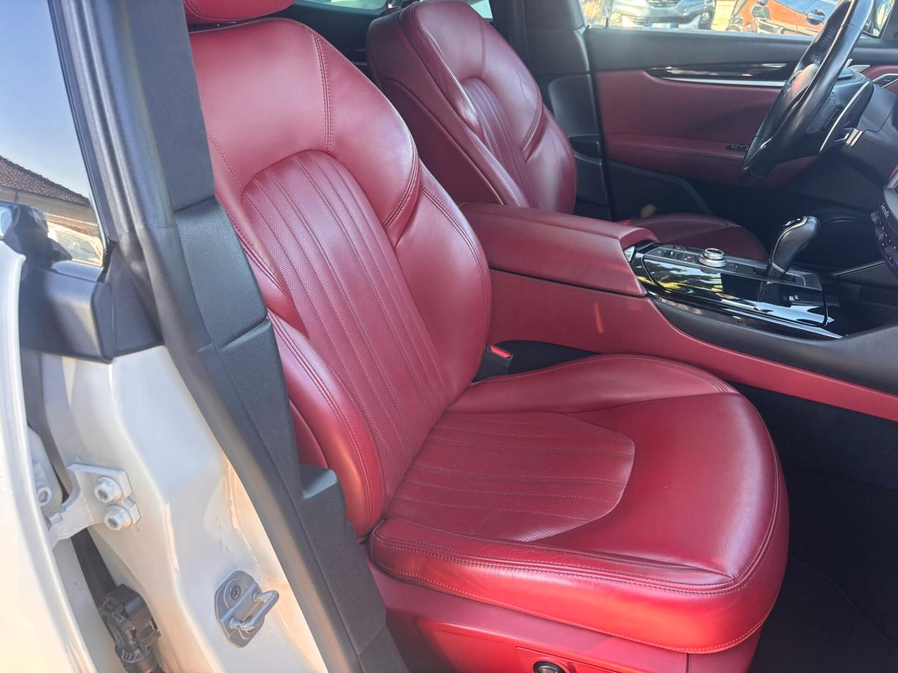 Maserati Levante V6 Diesel 275 CV AWD