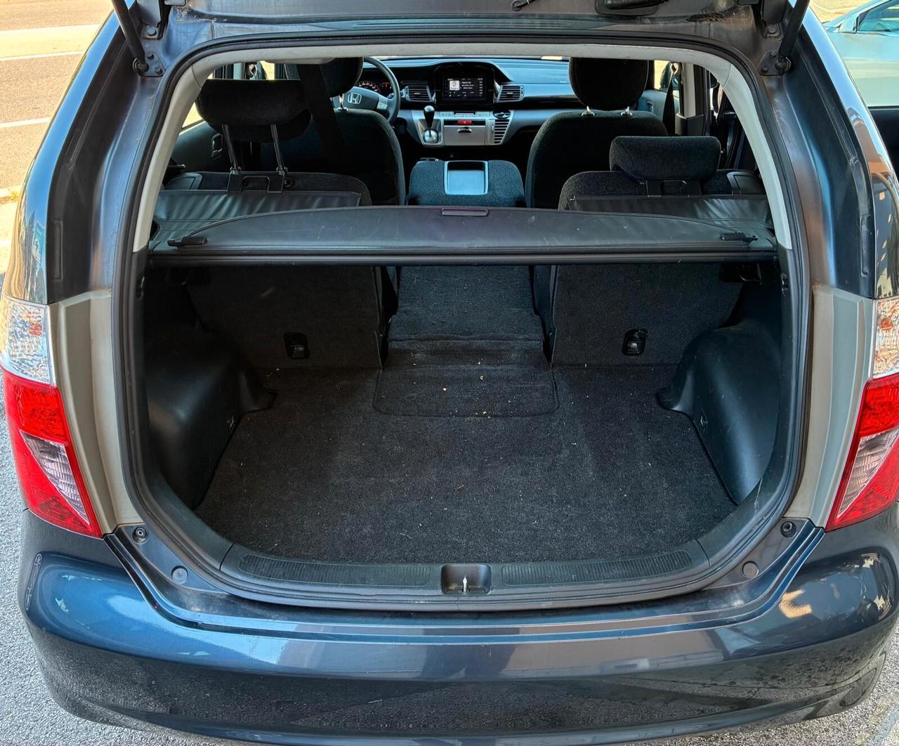 Honda FR-V Neopat. 6 POSTI