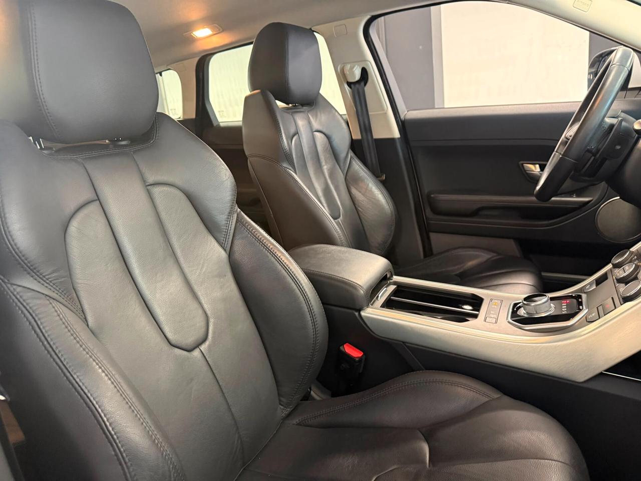 Land Rover Range Evoque 2.2 TD4 Coupé Pure