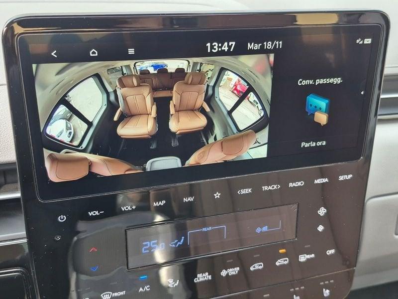 Hyundai Staria Staria 1.6 hev Luxury 2wd auto