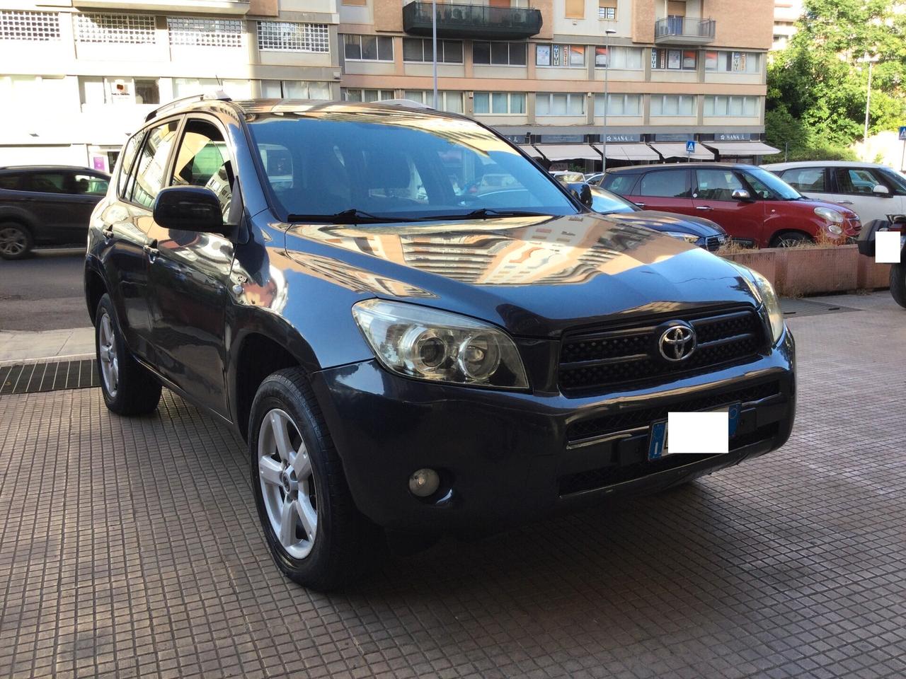 Toyota RAV 4 2.2 D-4D 136 CV Luxury