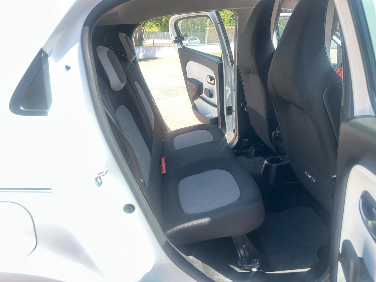 Renault Twingo 1.0 SCe Intens