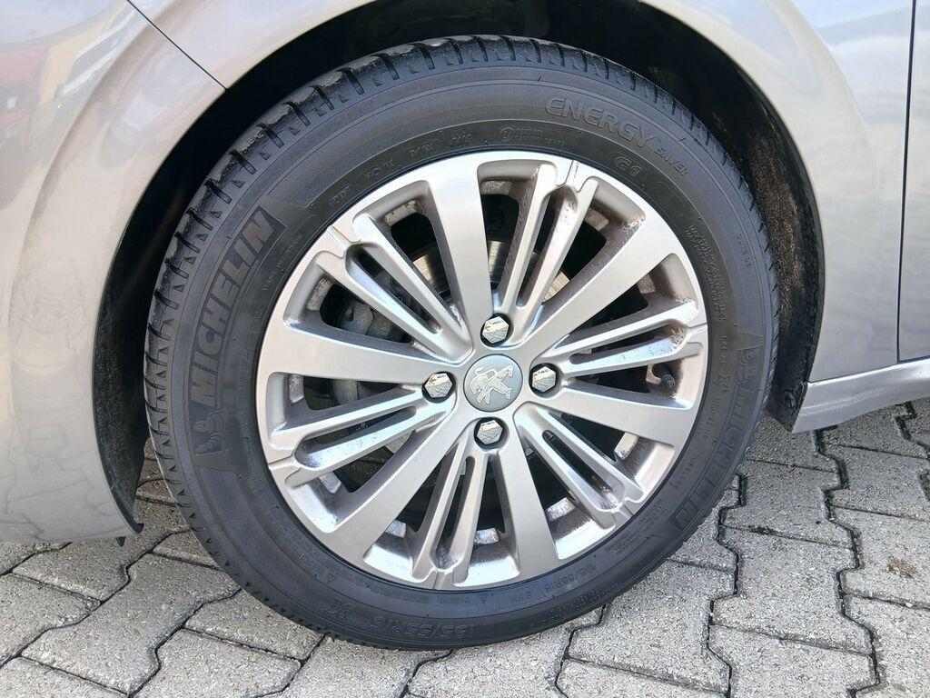 Peugeot 208 5 Porte 1.5 BlueHDi Allure