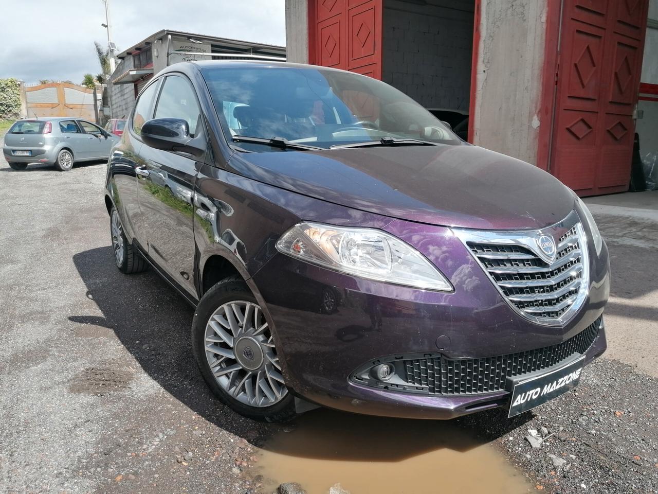 Lancia Ypsilon 1.3 MJT 16V 95 CV (da vetrina)