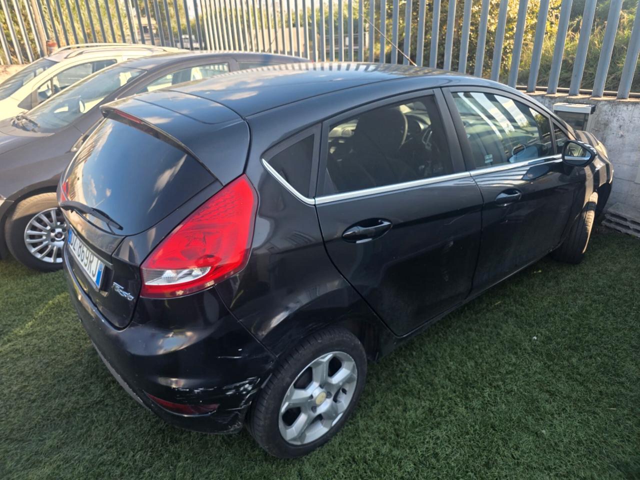 Ford Fiesta 14 gpl 2010