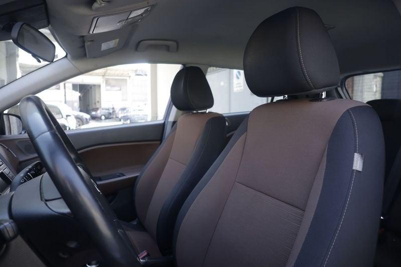 Hyundai i20 Hyundai i20 1.1 CRDi 12V 5 porte Style 55KW ANNO 2015