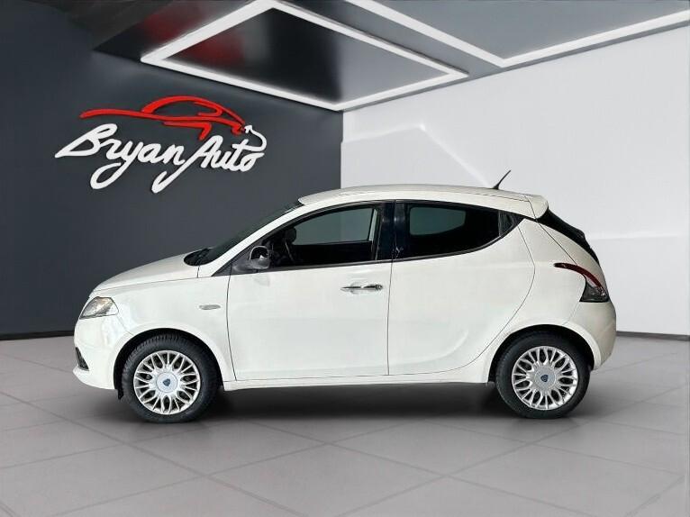 Lancia Ypsilon 1.2 69 CV 5 porte Gold(NEOPATENTATI)