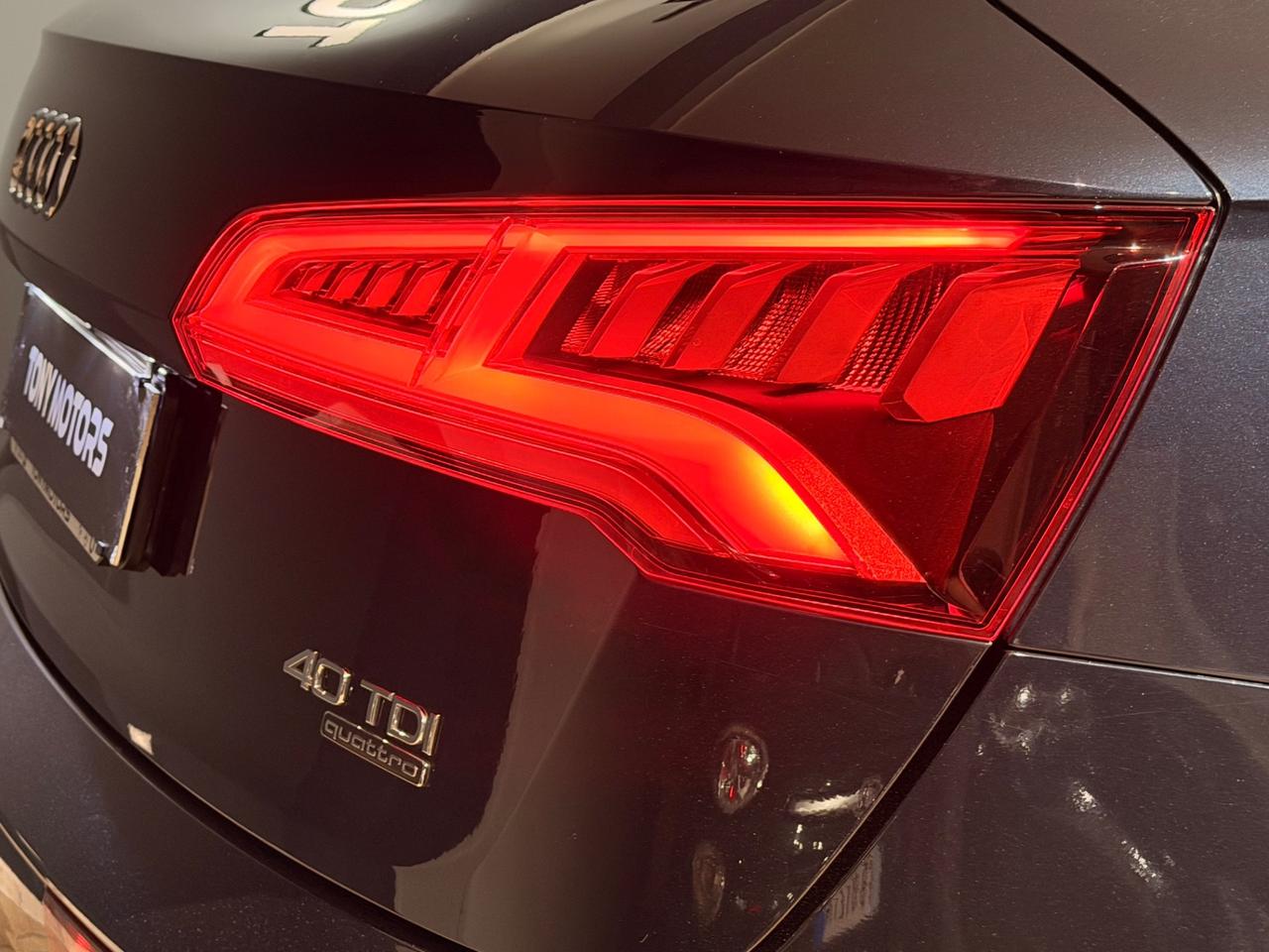 Audi Q5 40 TDI quattro S tronic Business Design