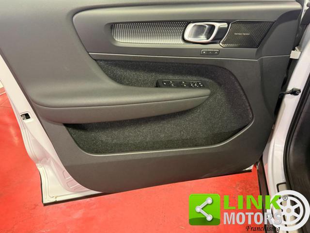 VOLVO XC40 D3 R-design MANUALE IVA FULL PELLE GARANZIA 24