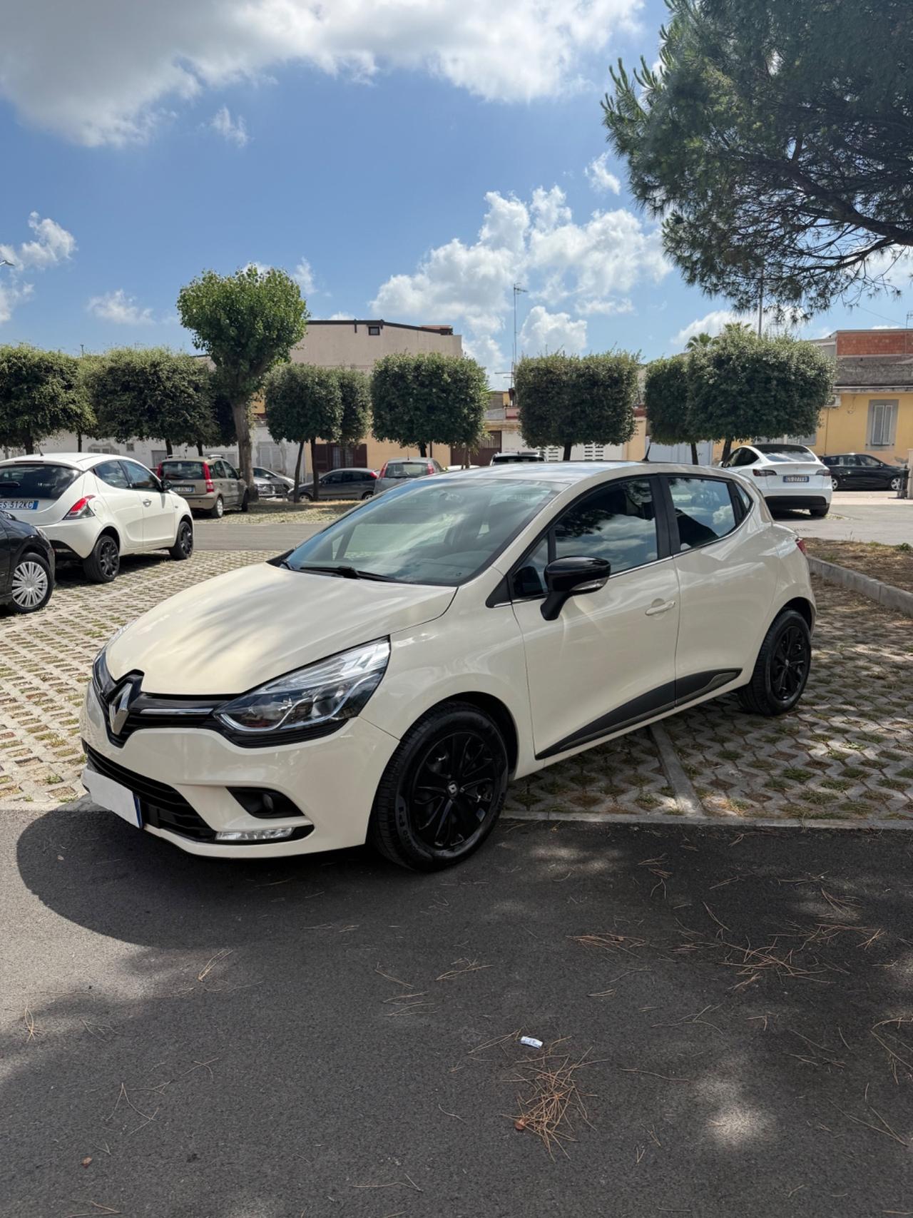 Renault Clio TCe 1.0 GPL di serie unico proprietario