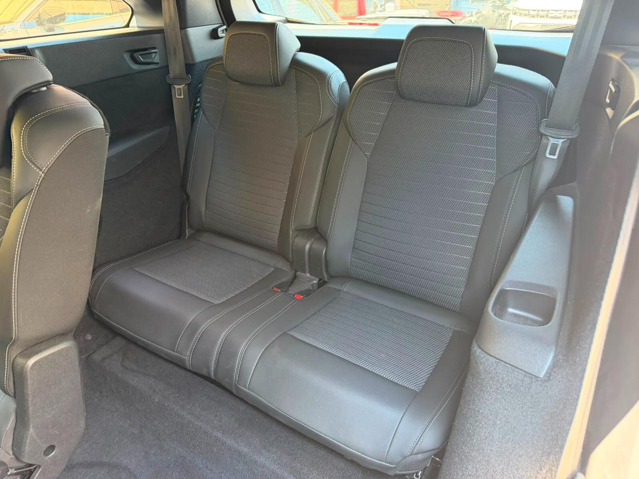 Peugeot 5008 Hybrid 145 e-DCS6 GT