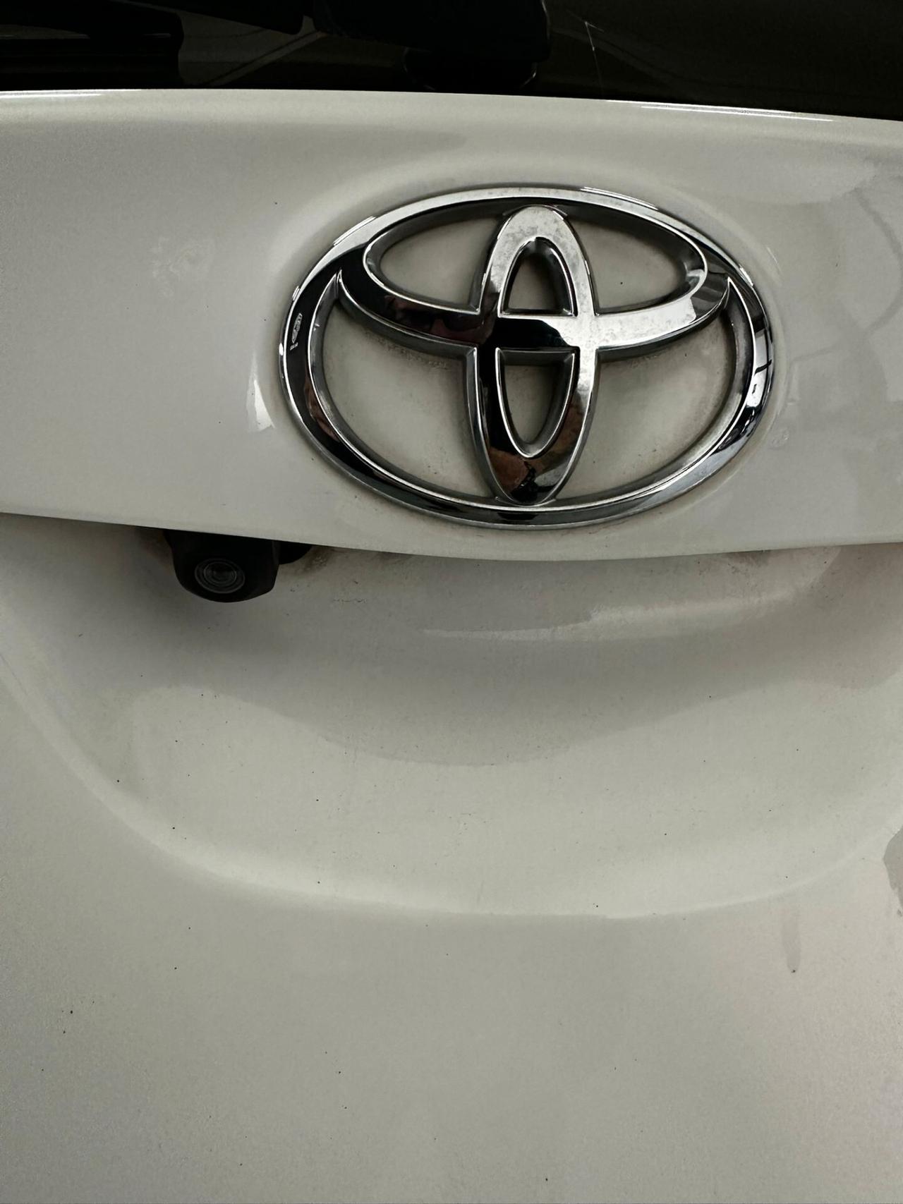 Toyota Auris 1.6 D-4D Lounge