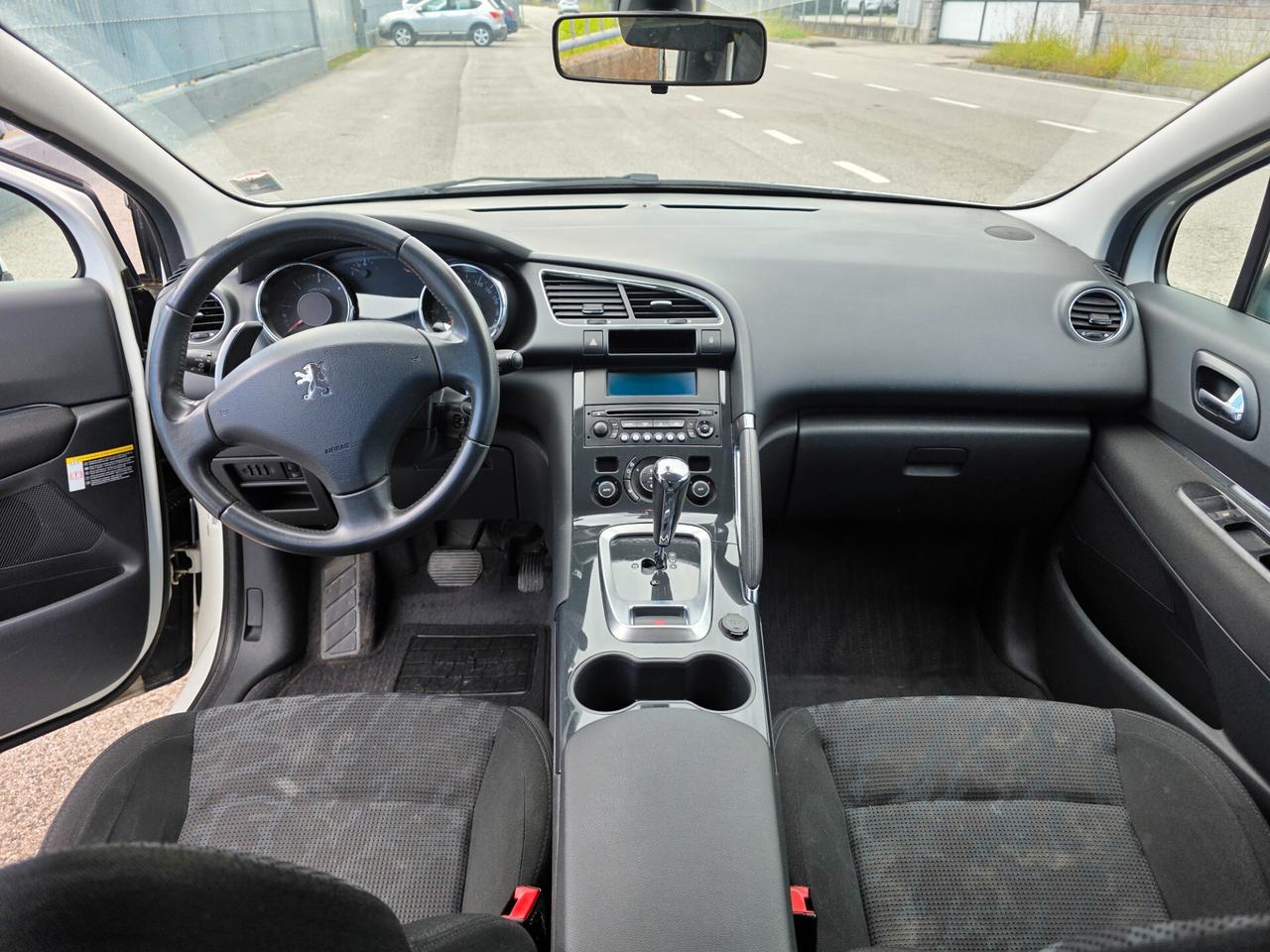 Peugeot 3008 automatico 208mila km 1.6D